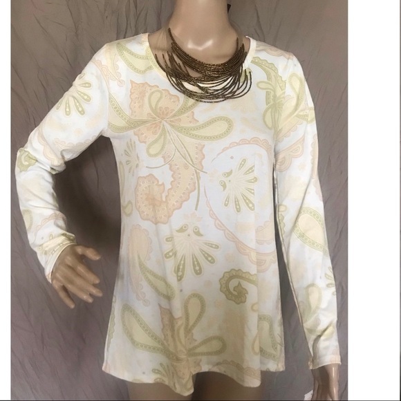 LuLaroe Long Sleeve Paisley Design Lynnae Shirt Size Small - Picture 3 of 15